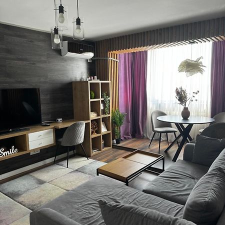 בוקרשט Lovely 2 Rooms Apartment In The Center Of The City מראה חיצוני תמונה