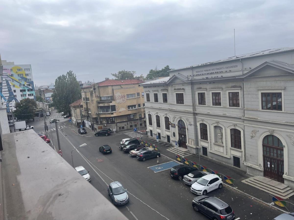 בוקרשט Lovely 2 Rooms Apartment In The Center Of The City מראה חיצוני תמונה